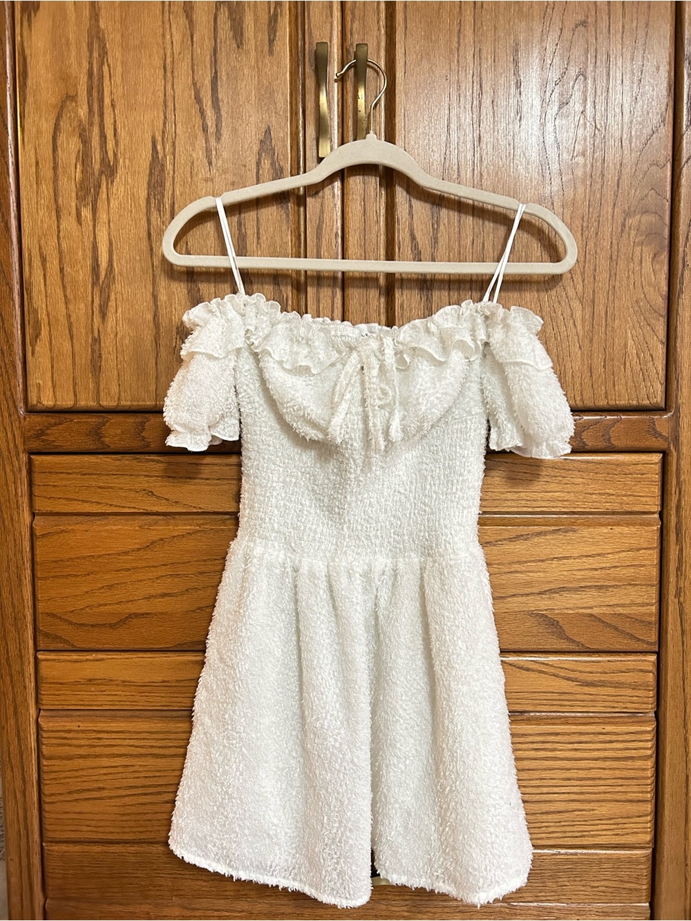 Le Lis Cream Textured Off-Shoulder Ruffle Top - Picture 2 of 5